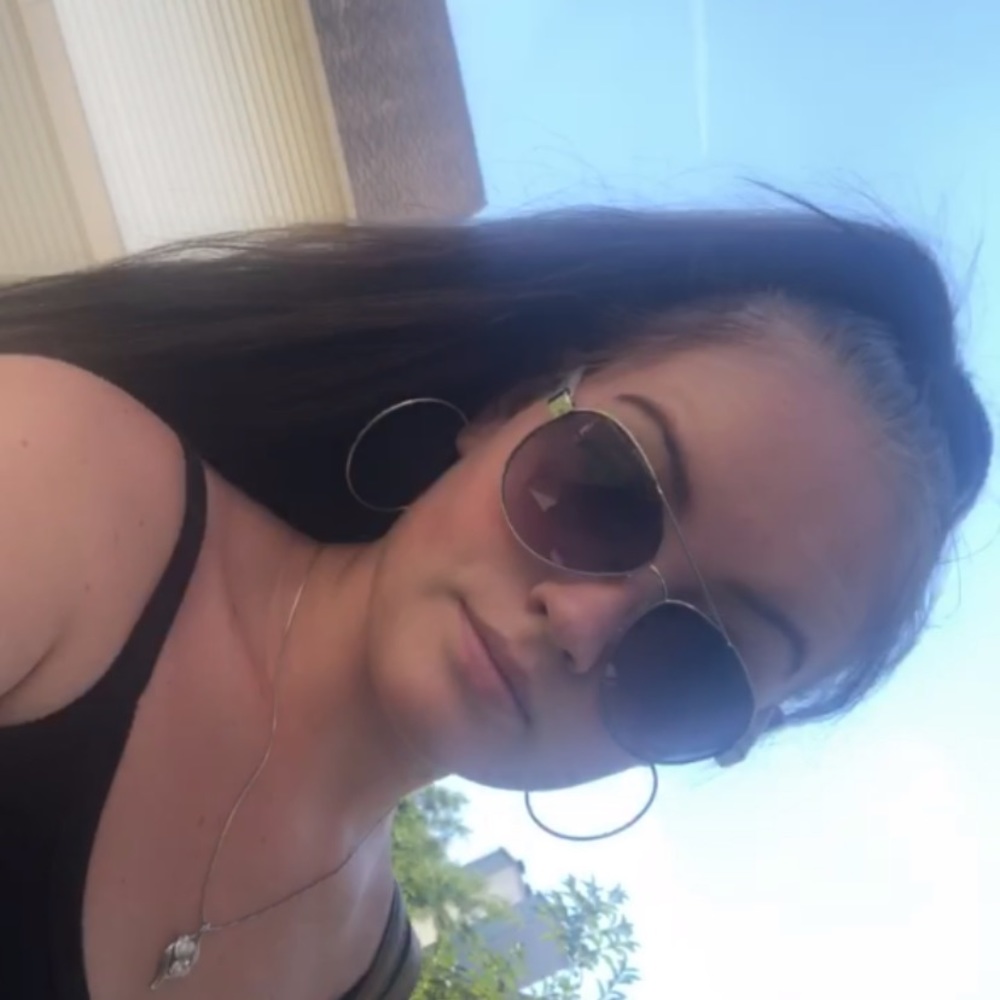 Meet your Posher, Kaylyn
